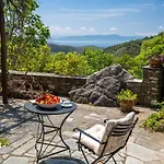 Case de vacanță Palios Stathmos By Interhome