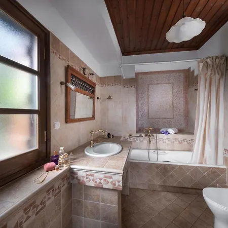 Palios Stathmos By Interhome * Милея