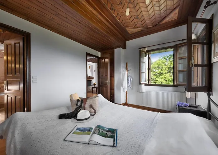 Palios Stathmos By Interhome * Miléai